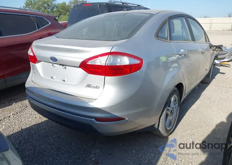 2019 Ford Fiesta Se z USA, uszkodzony, nr VIN 3FADP4BJ6KM110647